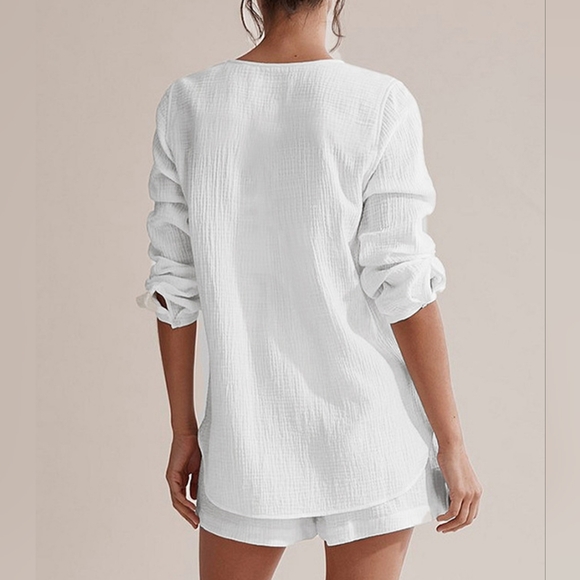 Ivory Versatile Notched Top and Shorts Set - Picture 4 of 7